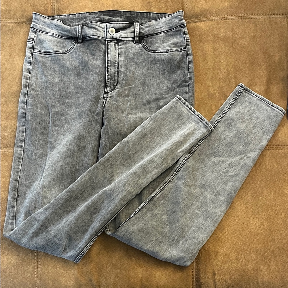 Divided Gray Straight Leg Jeans